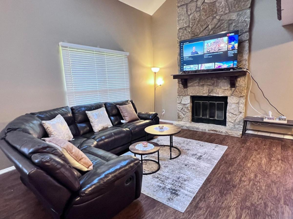 The Cozy Townhouse Wpafb & Wsu Fairborn Exterior foto
